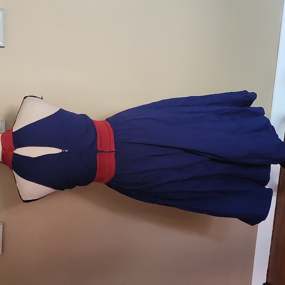 Her Universe Marvel Captain Carter Halter Dress - Picture 9 of 15